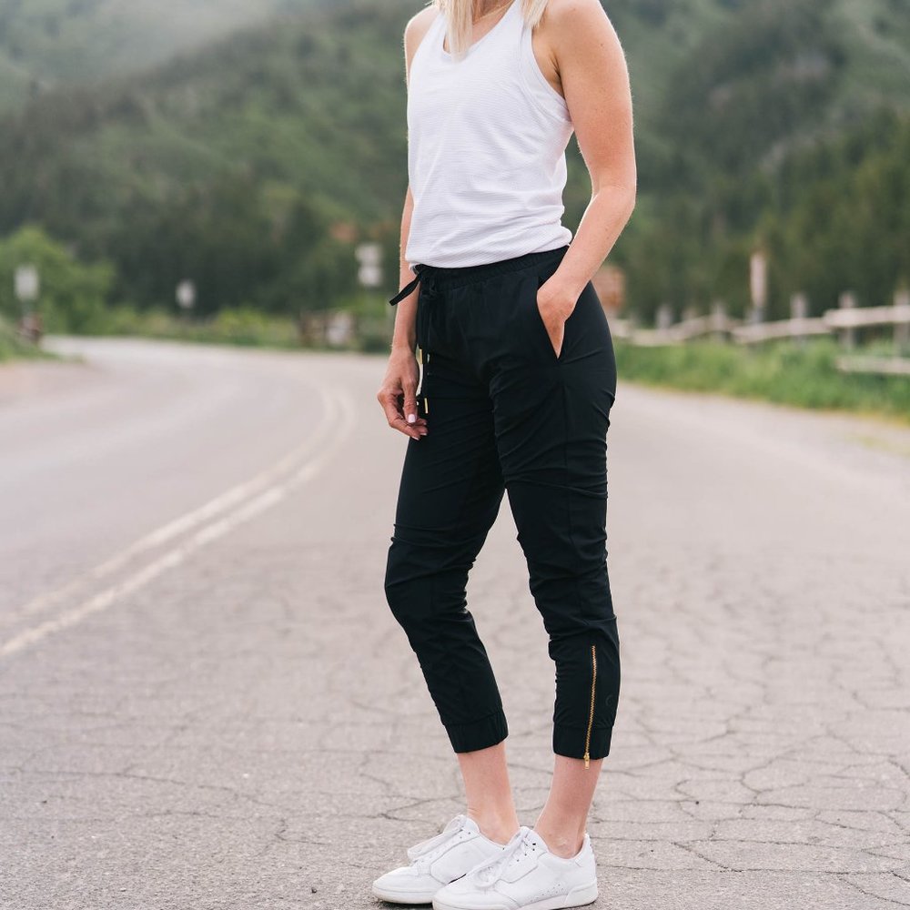 ZYIA BLACK EVERYWHERE ZIPPER JOGGERS